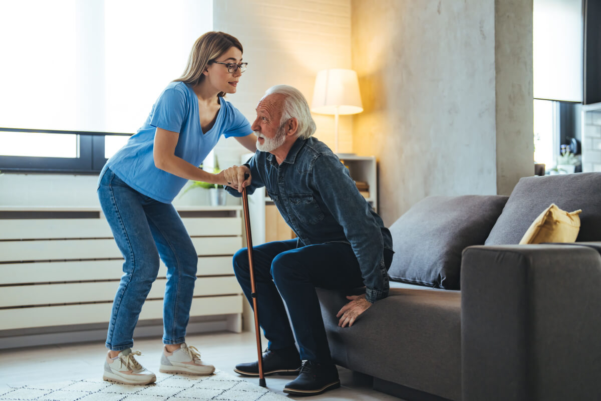 assisted living vs nursing homes